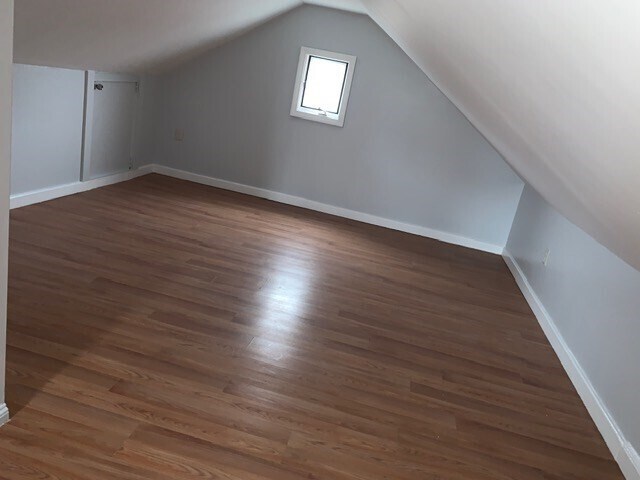 Building Photo - 35 Broadsound Ave