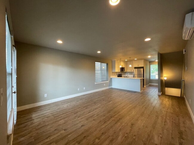 Building Photo - 2020 Build ~ 3Bd/ 1.5Ba Home in Hazelwood Neighborhood ~ Single Car Garage