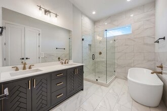 Building Photo - 6119 Campo Vista Dr