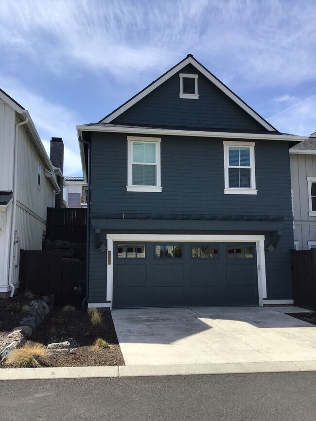 Building Photo - FOR RENT - All Inclusive Owner pays utilities - Furnished 3 bed, 2 bath NorthWest Crossing Townhome