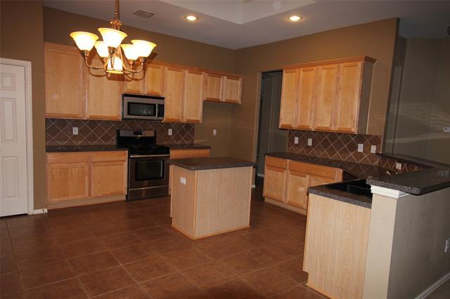 Building Photo - 15834 Durango Dr