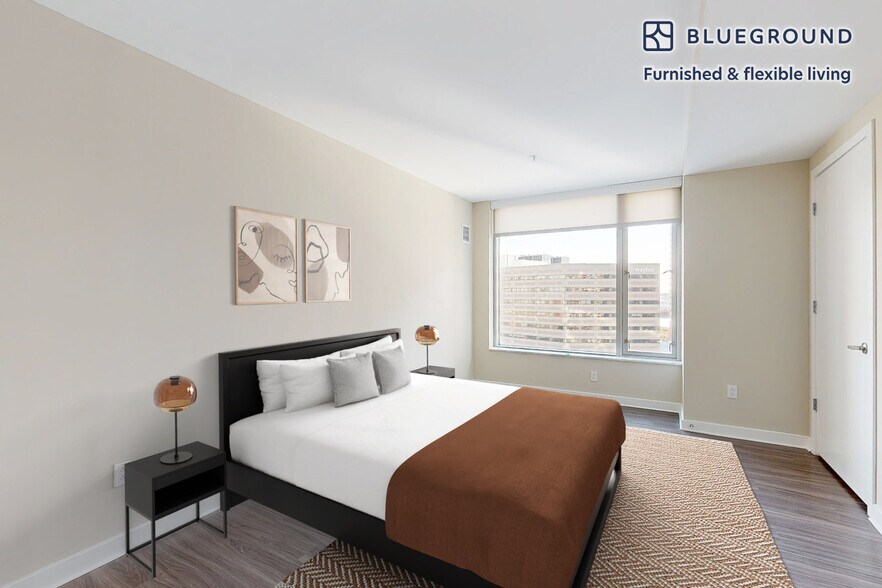 Building Photo - 77 Exeter St