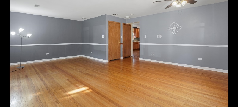 Building Photo - 3803 S Lombard Ave