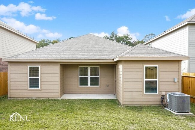 Building Photo - 10453 Sweetwater Creek Dr
