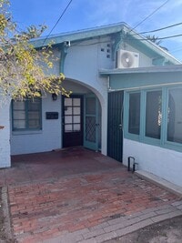 Building Photo - 27 E University Blvd