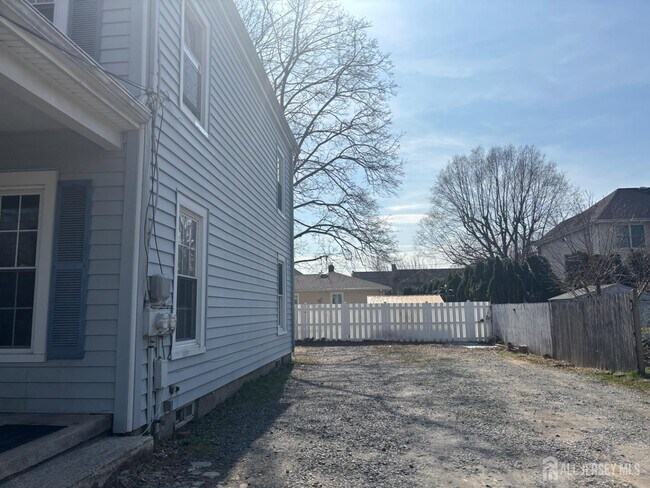 Building Photo - 155 Old Bridge Turnpike