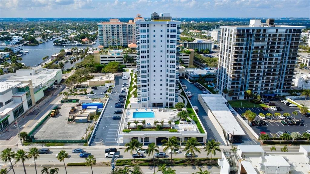 Building Photo - 3015 N Ocean Blvd