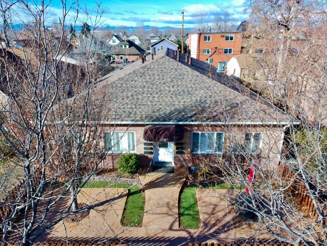 Building Photo - 245 S Pennsylvania St