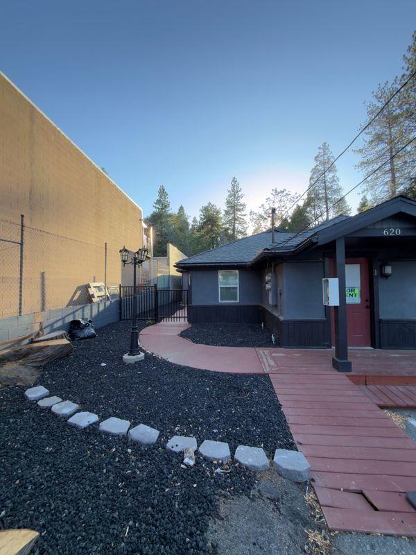 Building Photo - 620 Forest Shade Rd