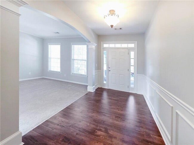 Building Photo - 5425 Fieldfreen Dr