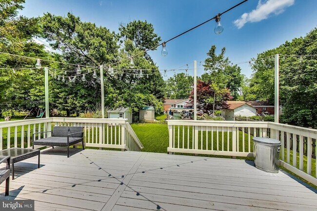 Building Photo - 4715 Oxbow Rd