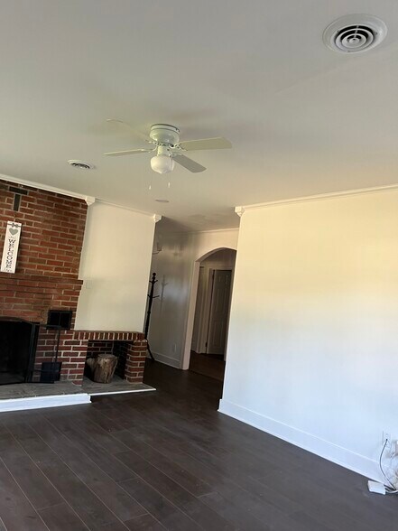 Building Photo - 24906 Lambs Meadow Rd