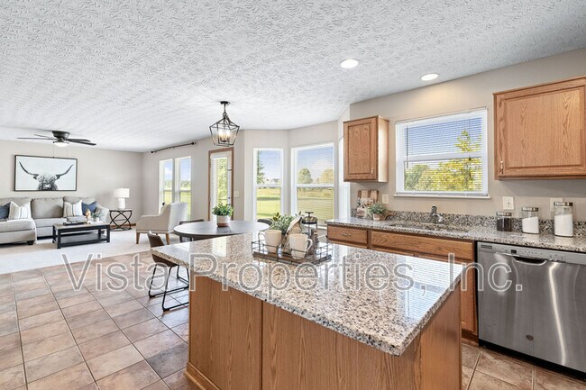 Building Photo - 7225 Bromfield Dr