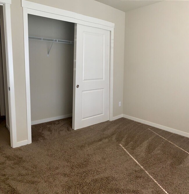 Building Photo - 28609 SW Villebois Dr N