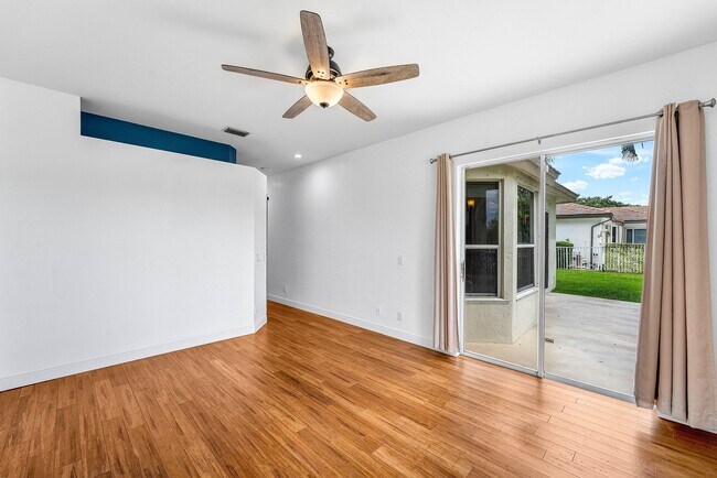 Building Photo - 4144 Manor Forest Trail