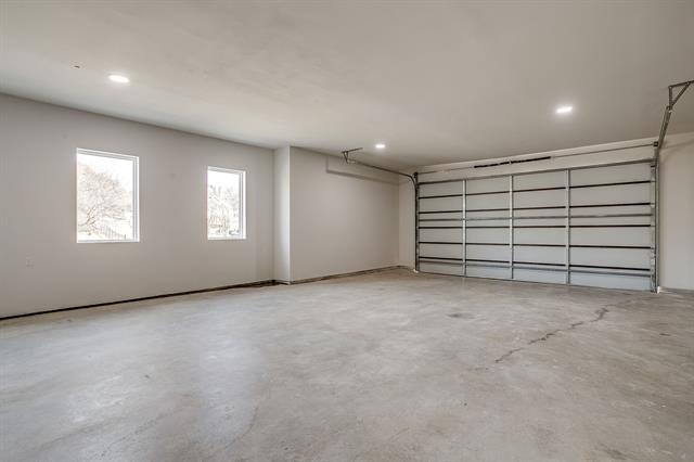 Building Photo - 6301 Tiffany Oaks Ln