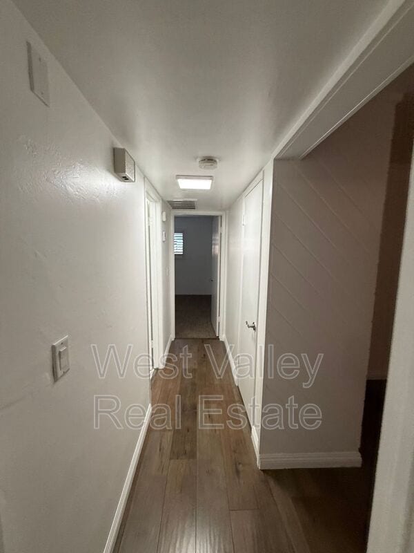 Building Photo - 543 Front St