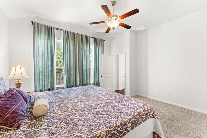 Building Photo - 489 Bridgestone Way