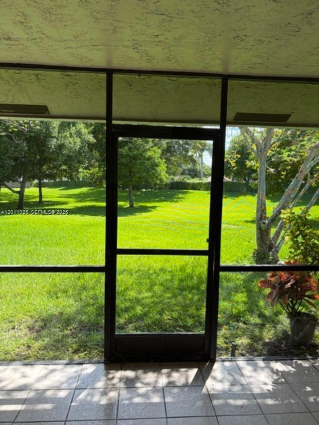 Building Photo - 667 Woodgate Ln