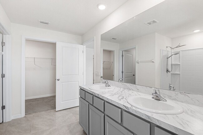 Building Photo - 5106 Plumeria Dr