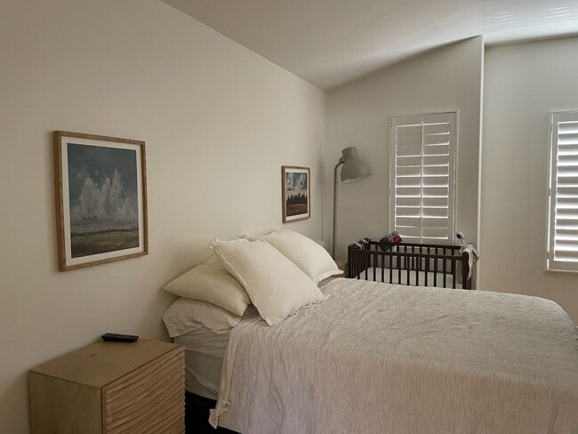 Building Photo - Two Story Brea Home in Desirable Neighborhood