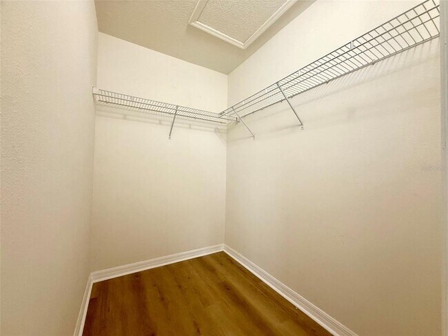 Building Photo - 1642 Buckeye Falls Way