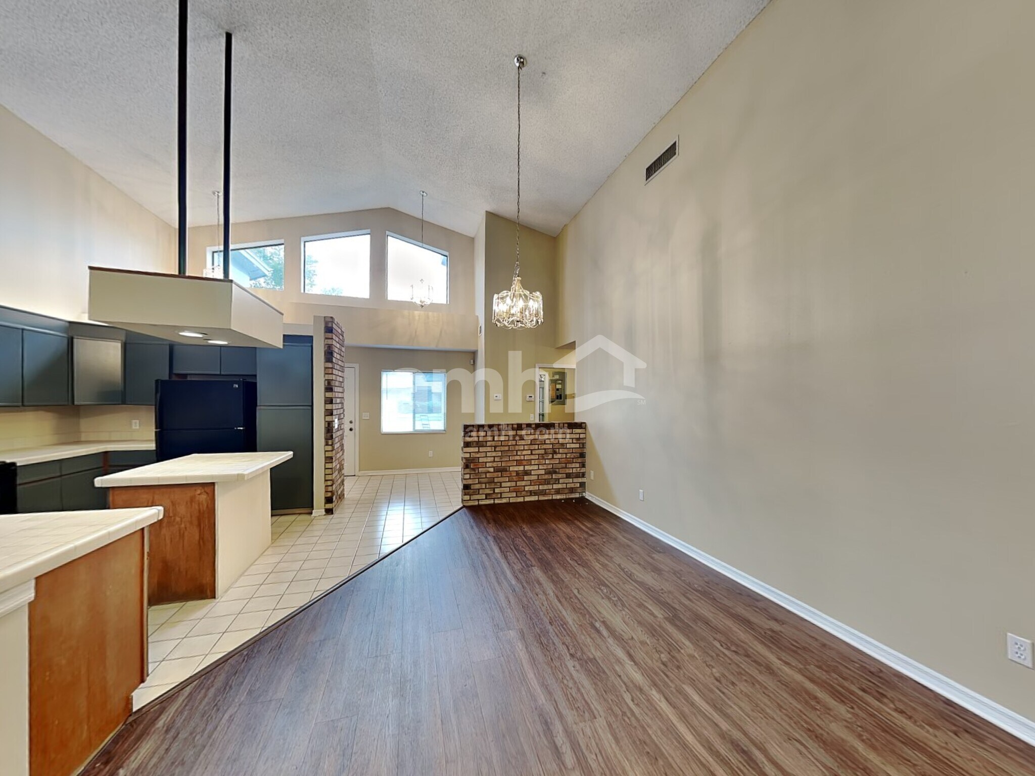Building Photo - 4615 Tiffany Woods Cir