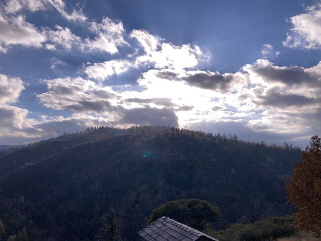 Building Photo - Magnificent Alpine Chalet with Breathe Tak...