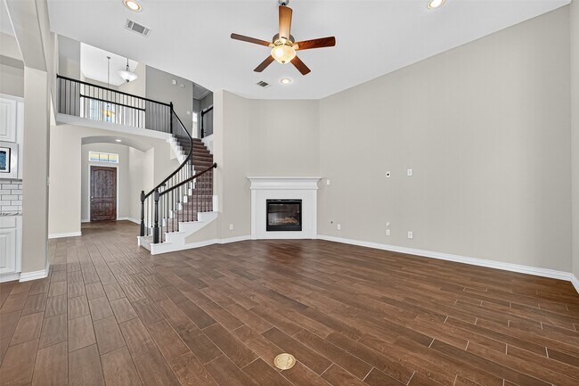 Building Photo - 24118 Cannon Anello Ct