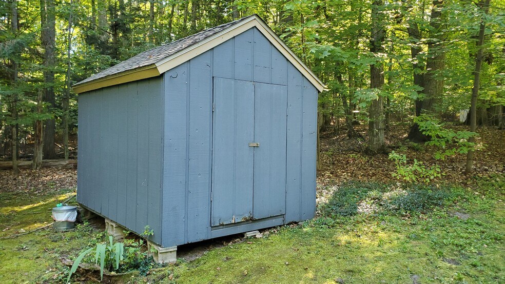 Building Photo - 7967 Sunset Dr