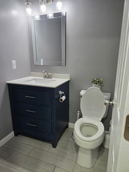 Building Photo - 9240 Cardinal Forest Ln