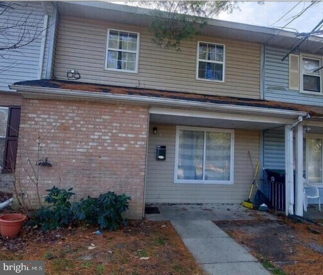 Building Photo - 3 Madeley Ct