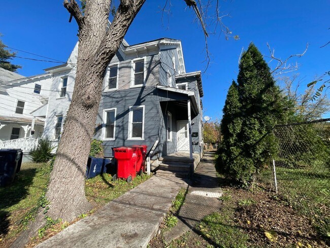 Building Photo - 31 Ellis St