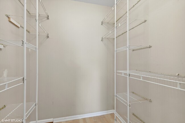 Building Photo - 310 Wethington Dr