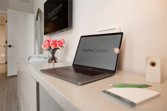 Building Photo - 9480 NW 41st St