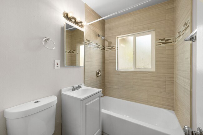 Building Photo - 6430 Montezuma Rd