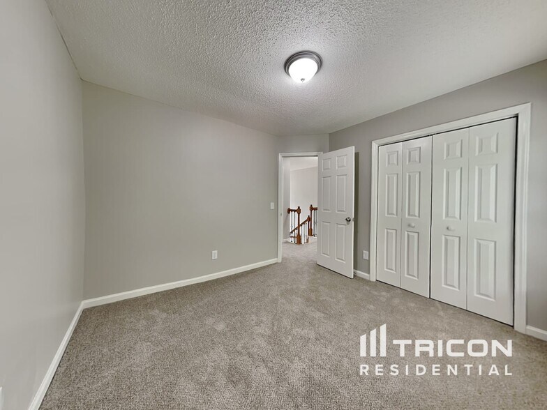 Building Photo - 229 Blair Dr