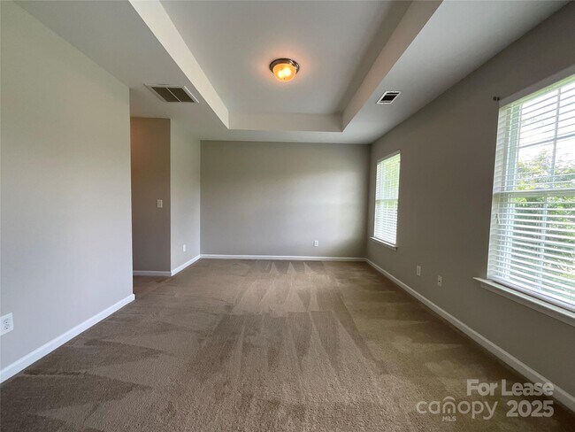 Building Photo - 10846 Traders Ct