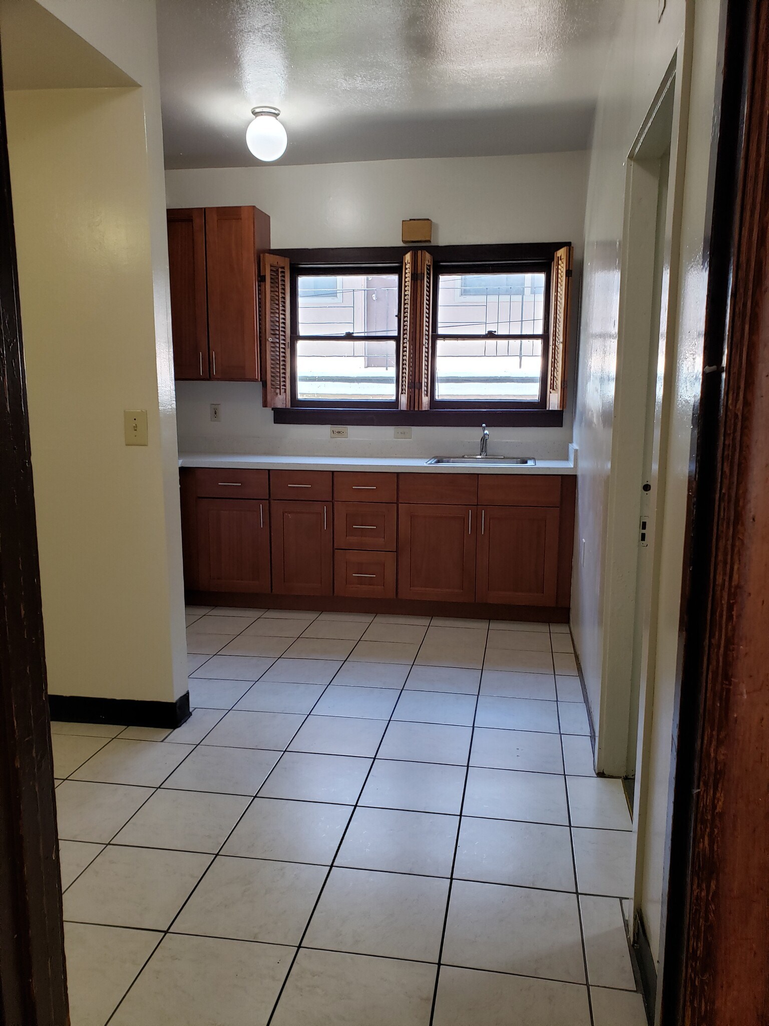 Building Photo - 1924 Channing Way