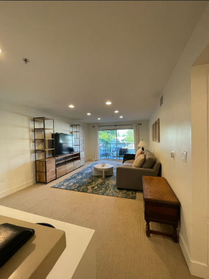 Building Photo - 4501 Cedros Ave