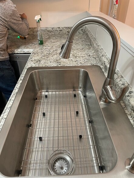 183a kitchen sink - 183 Washington St
