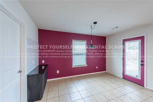 Building Photo - 1384 S Holland Dr