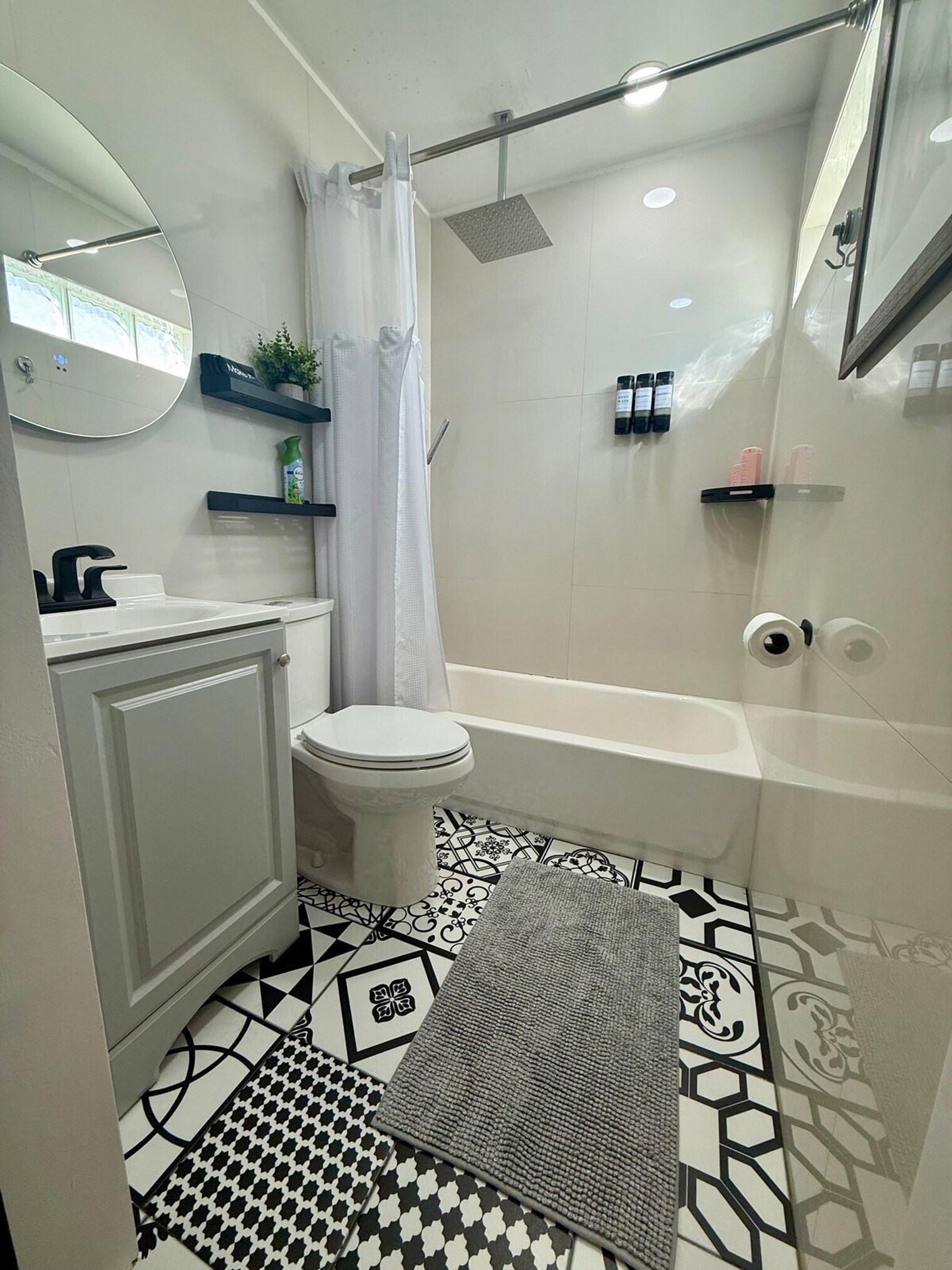 Building Photo - 5416 NW 190th St