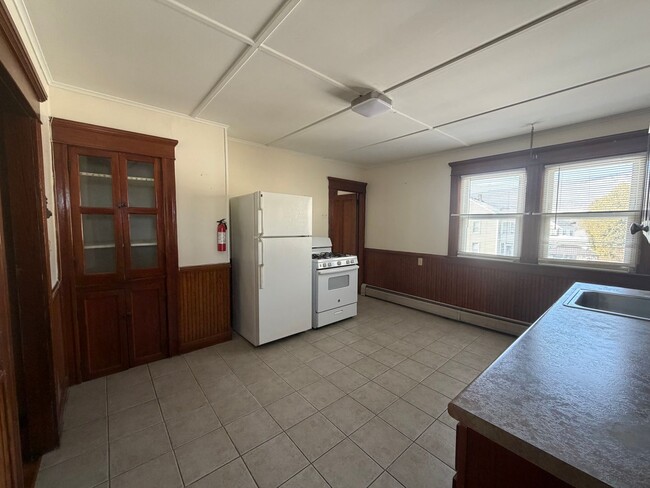 Building Photo - 14 Richmond Ln