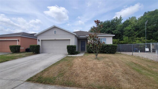 Building Photo - 1709 Wallace Manor Loop