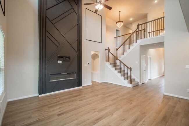 Building Photo - 21449 Kings Guild Ln