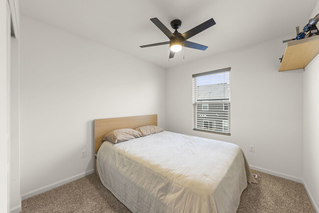 Building Photo - 846 Briar Gln Ct