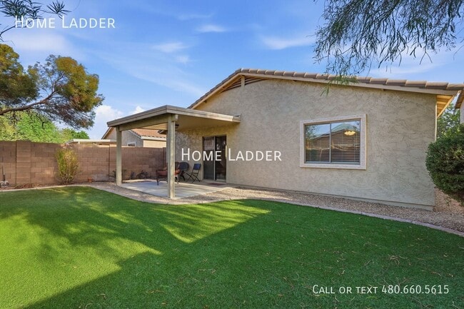 Building Photo - 44760 W Paitilla Ln