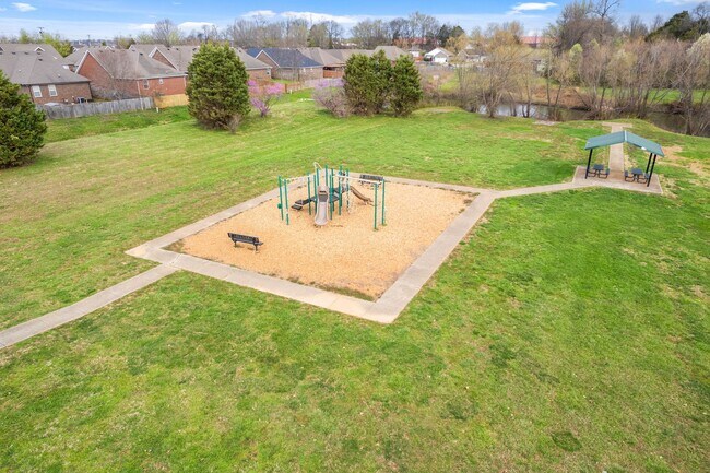 Building Photo - 1028 Hendricks Ct