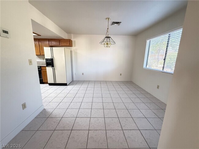 Building Photo - 4025 Delos Dr